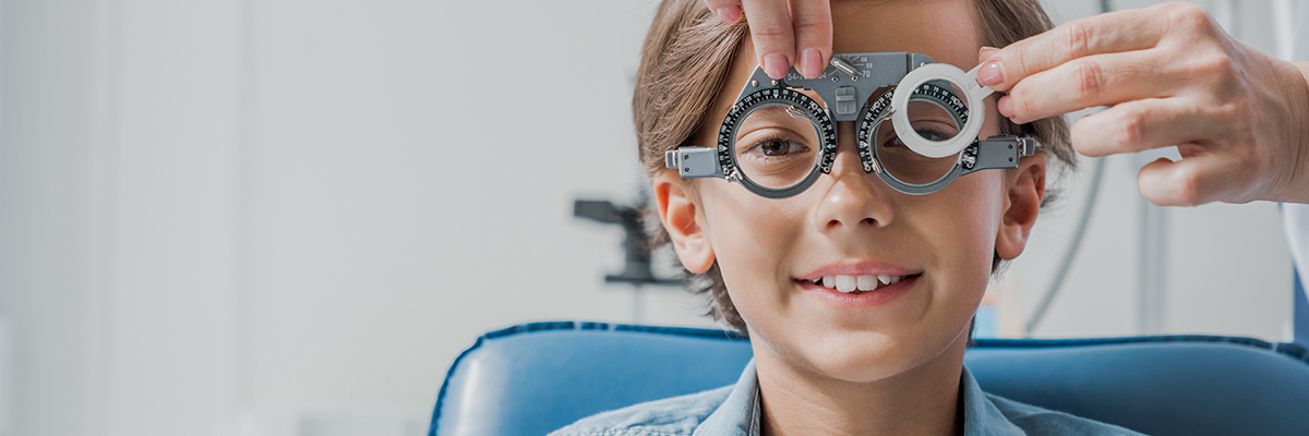 A kid getting an eye exam